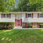 9812 Oleander Ave